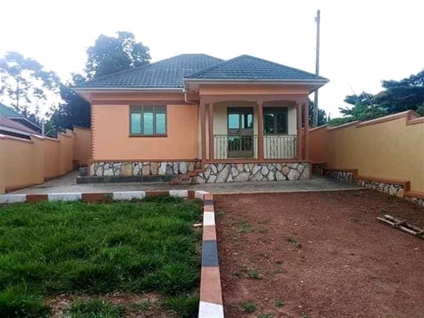 Bungalow for rent in Mpererwe Wakiso