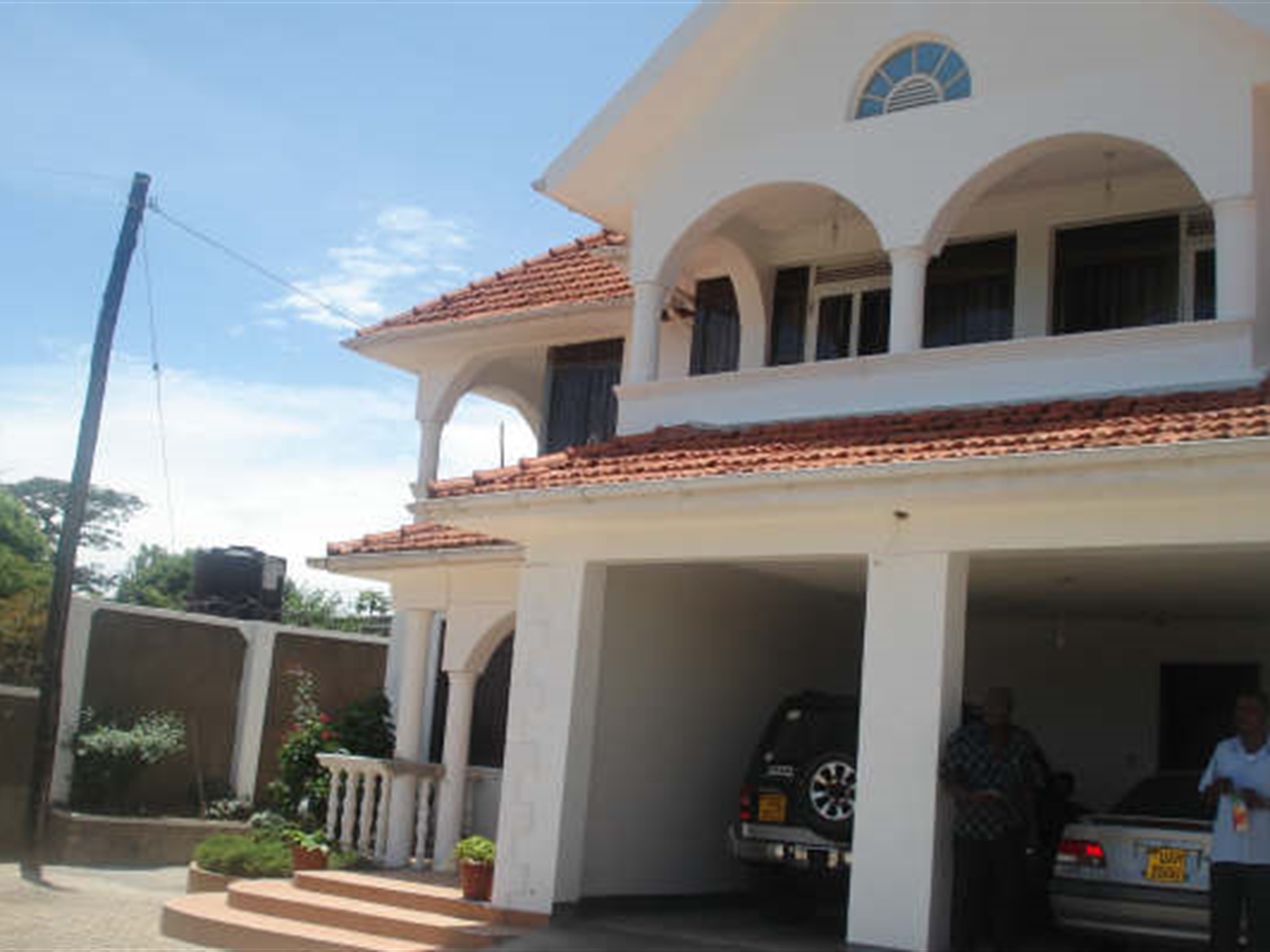 Town House for sale in Bugoloobi Wakiso