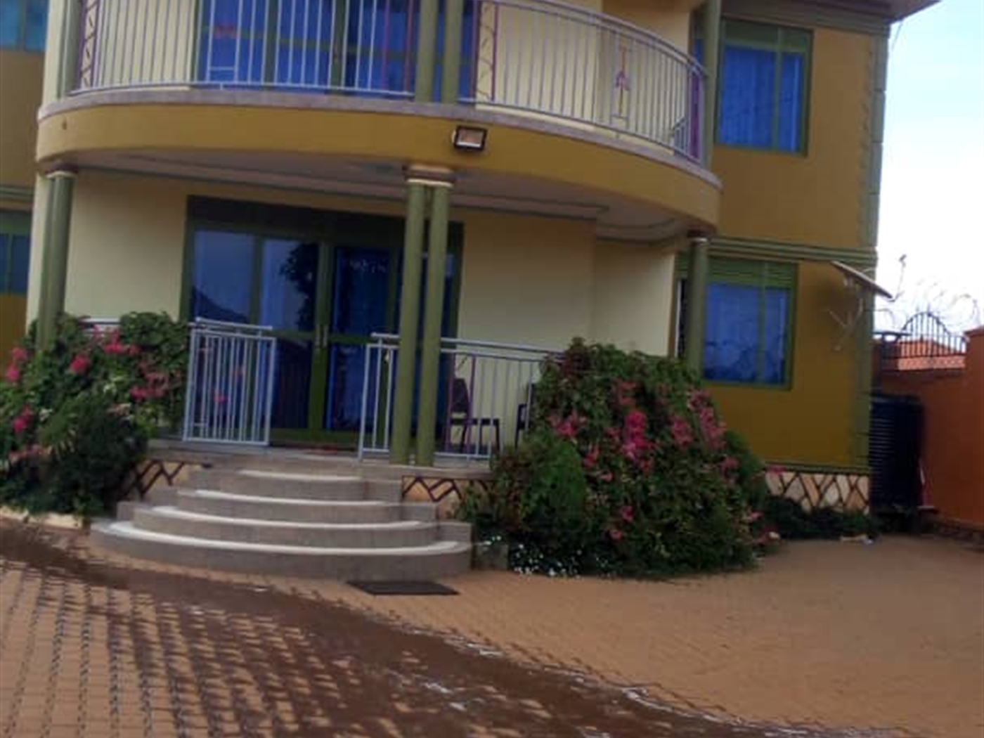 Duplex for sale in Ndejje Wakiso