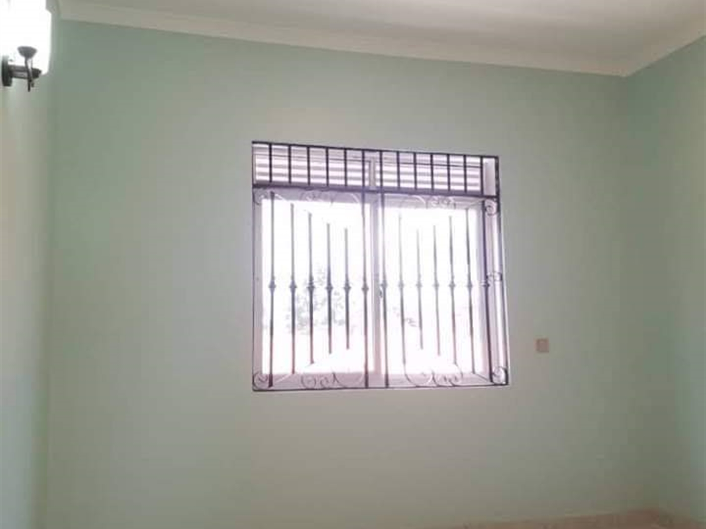 Duplex for sale in Kyanja Kampala