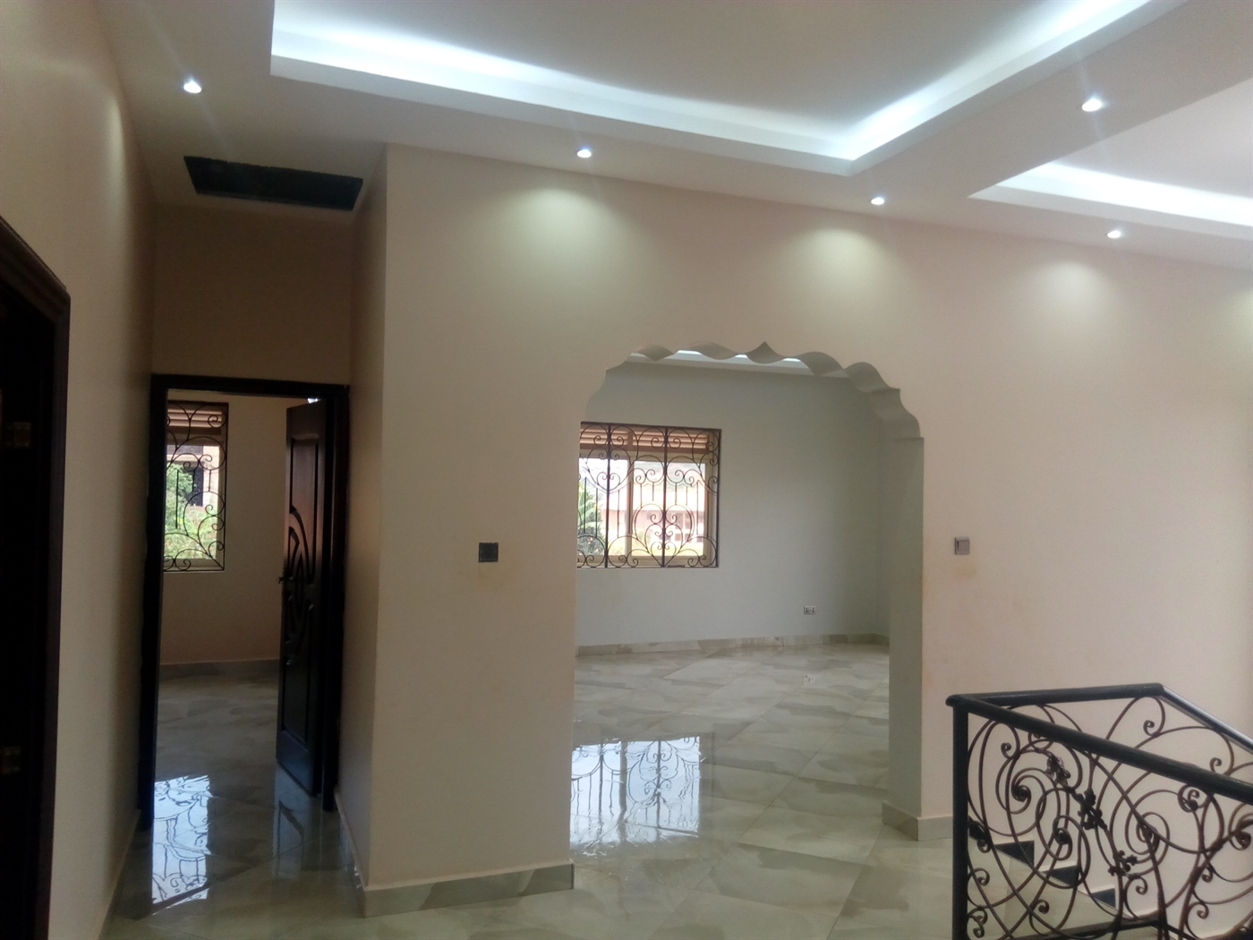 Duplex for sale in Bwebajja Wakiso