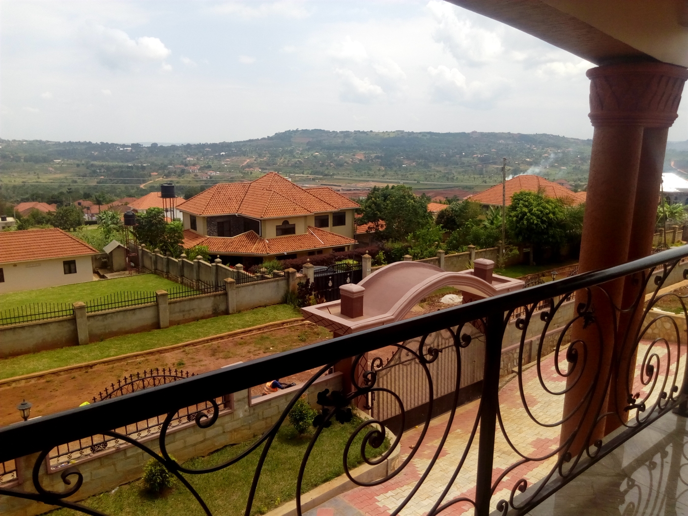 Duplex for sale in Bwebajja Wakiso