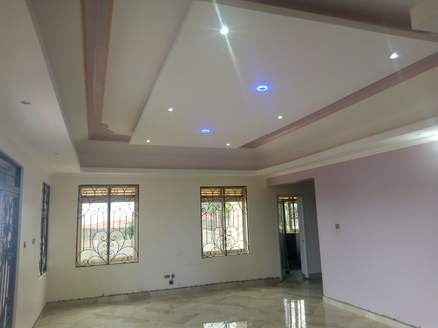 Duplex for sale in Bwebajja Wakiso