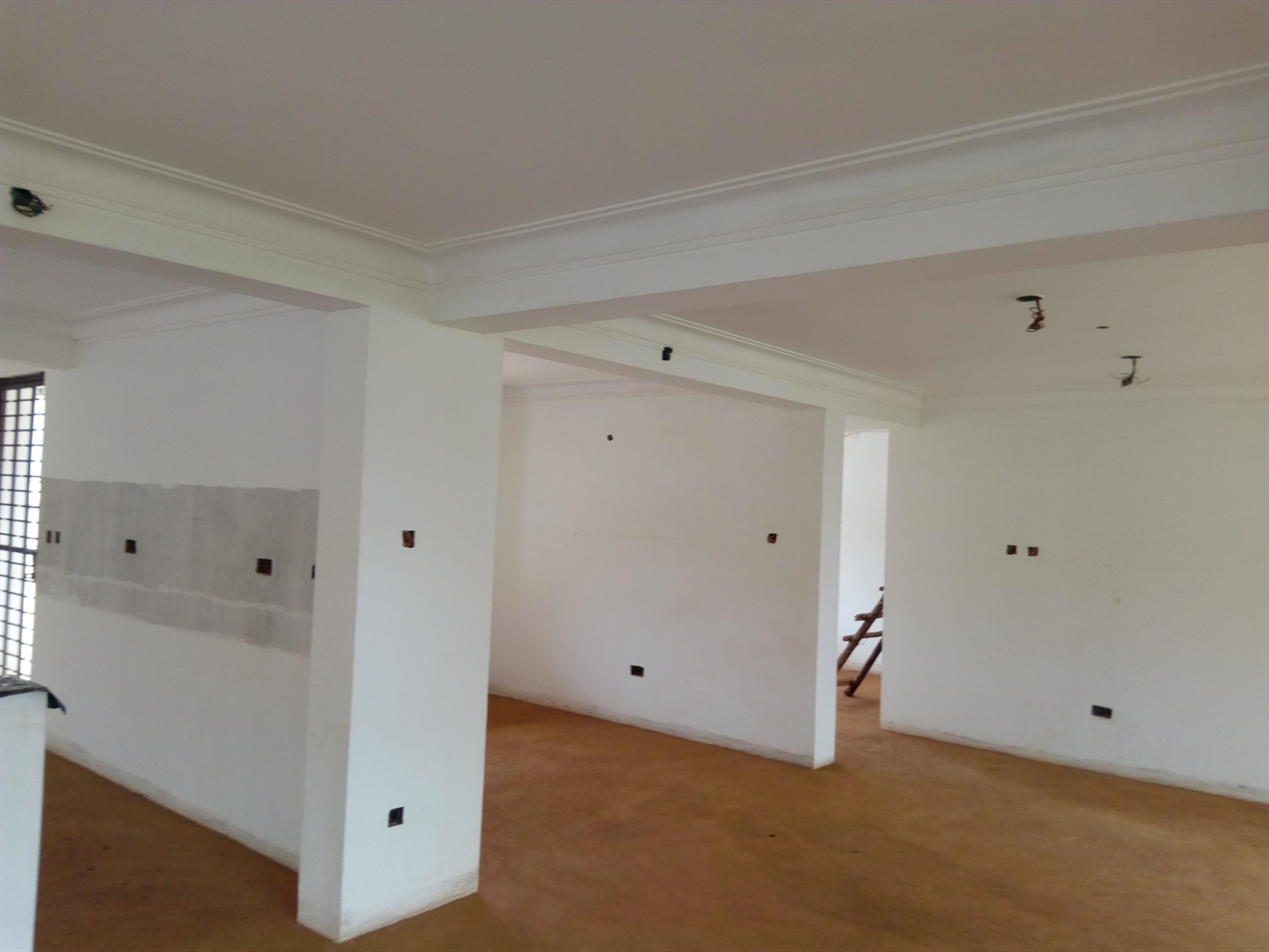 Duplex for sale in Lubowa Wakiso