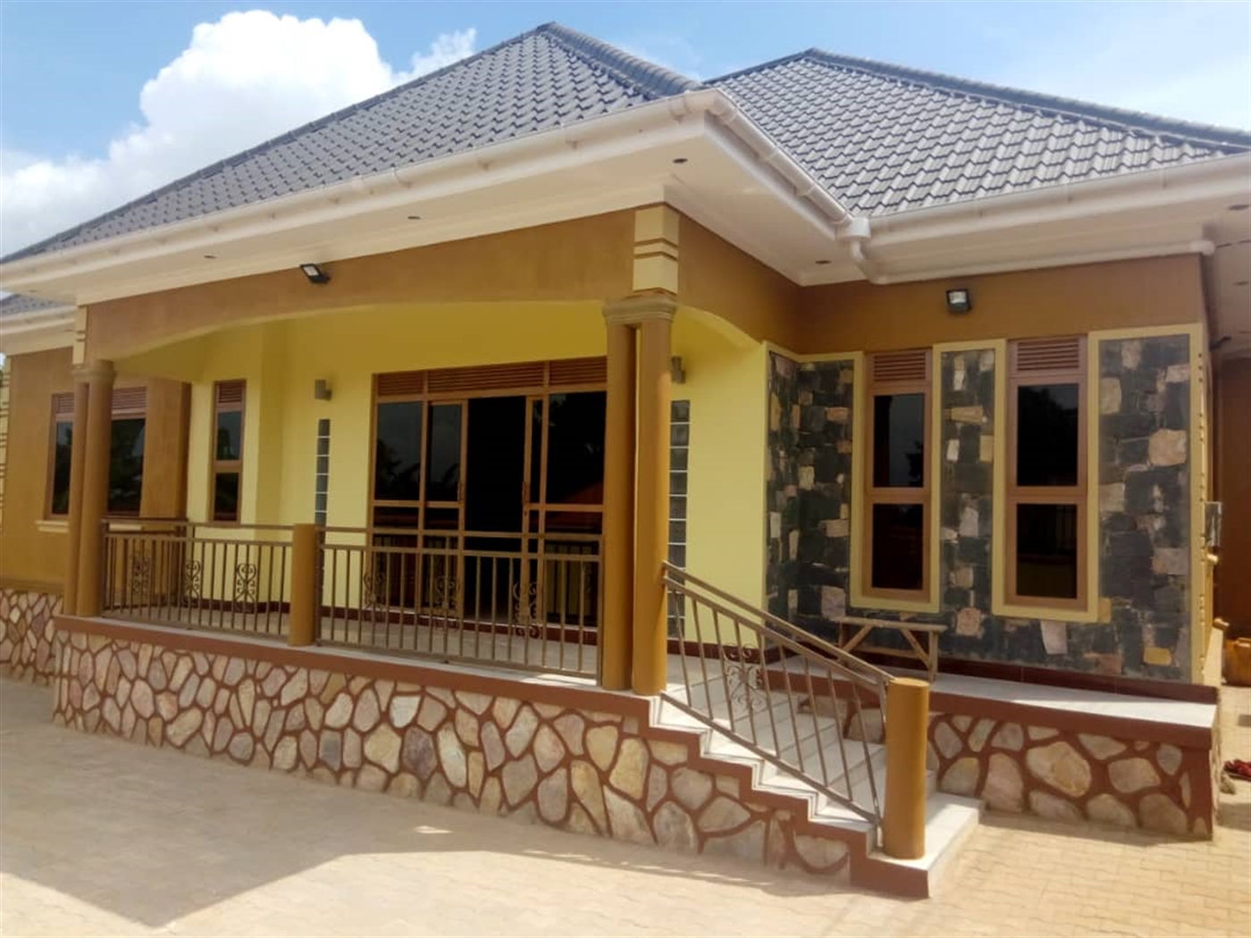 Bungalow for sale in Bwebajja Wakiso