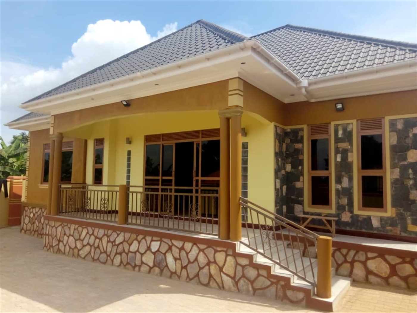 Bungalow for sale in Bwebajja Wakiso