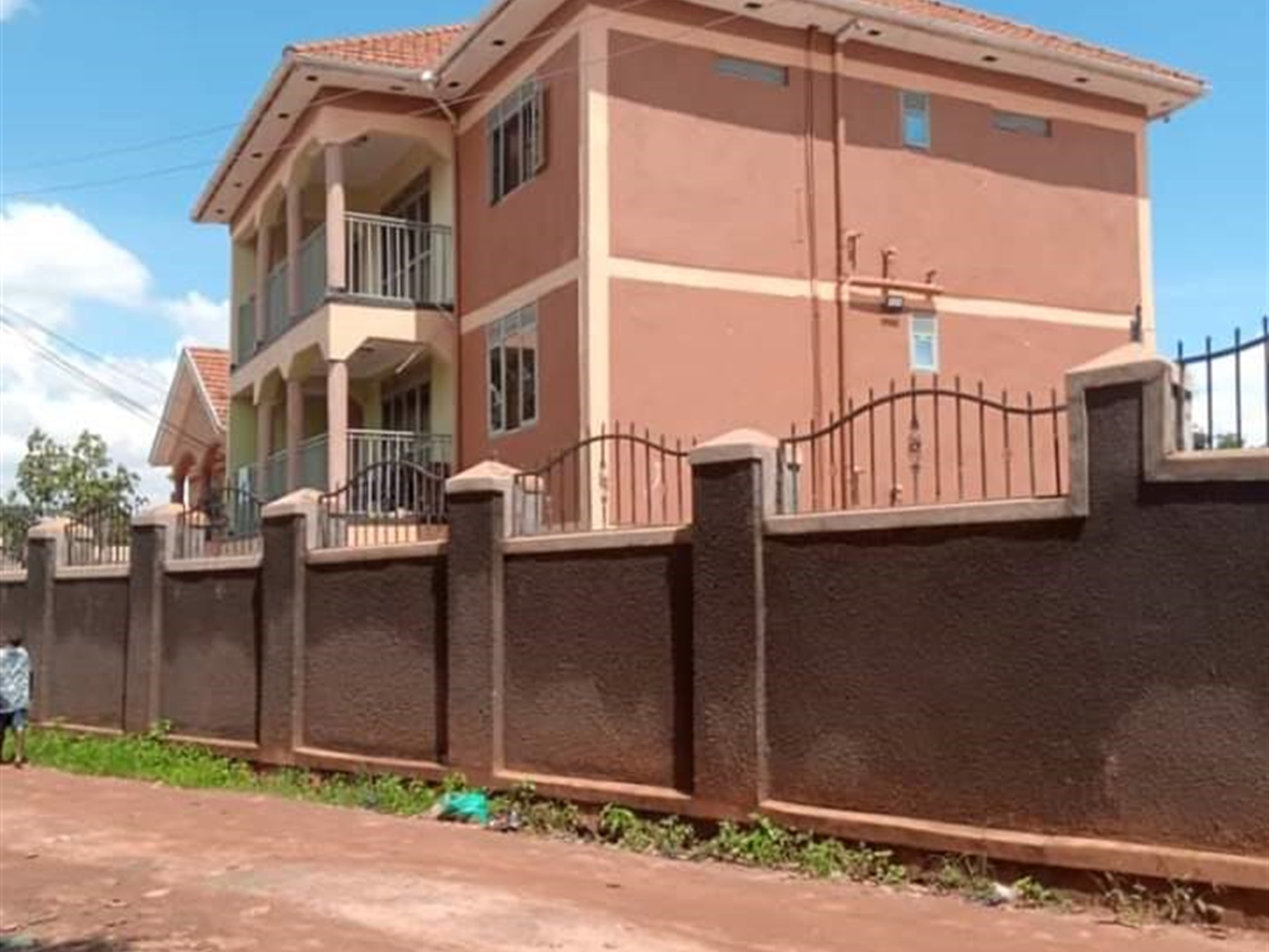 Apartment for sale in Kitende Wakiso