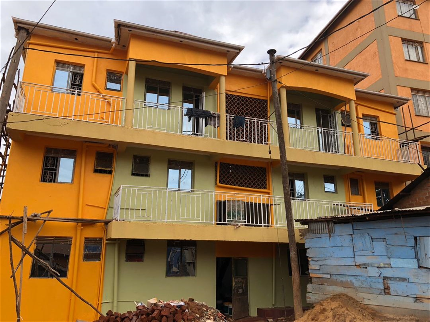 Hostel for sale in Makerere Wakiso