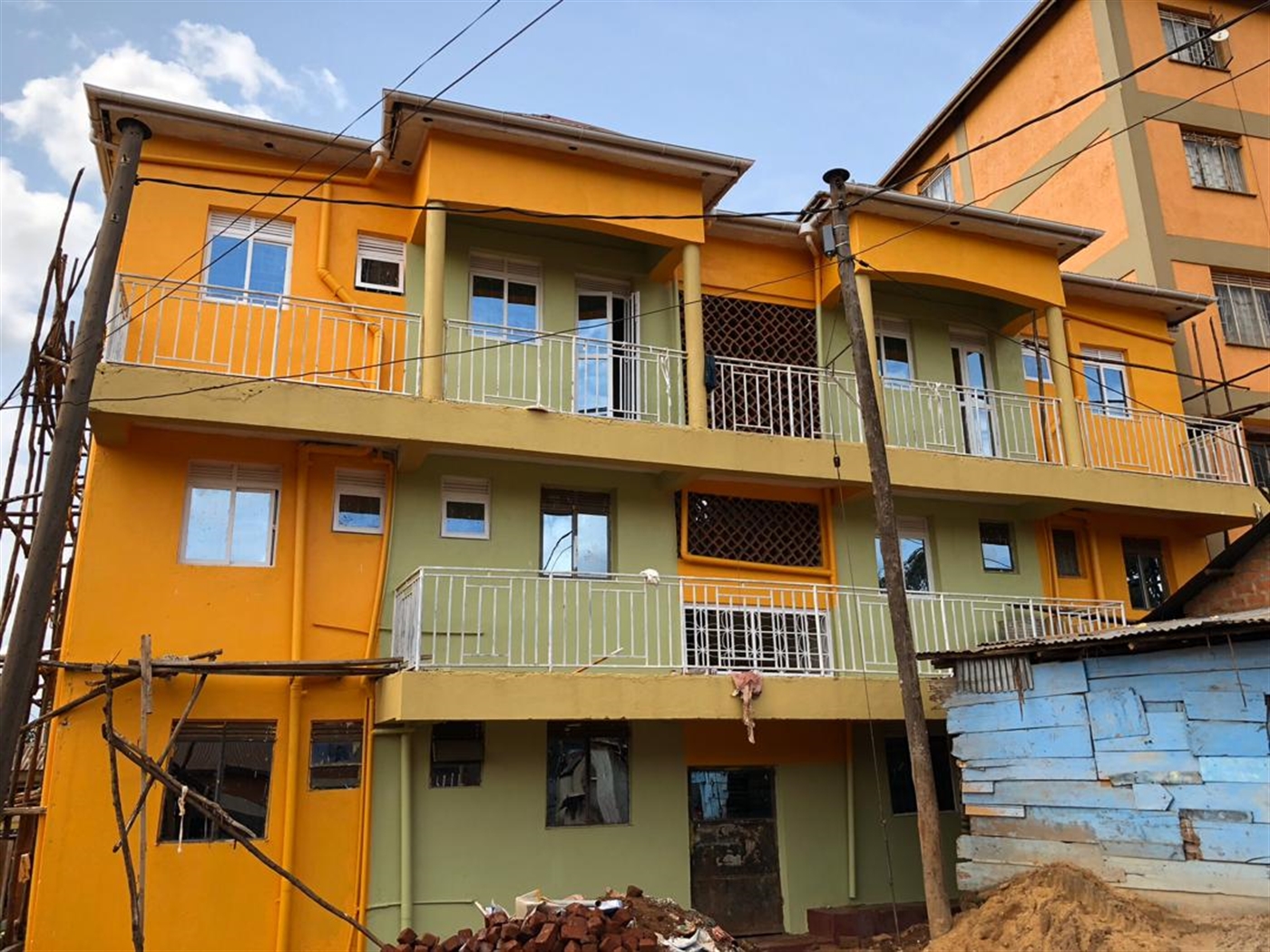 Hostel for sale in Makerere Wakiso