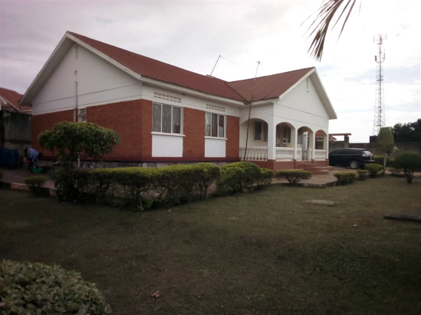 Bungalow for sale in Kitende Wakiso