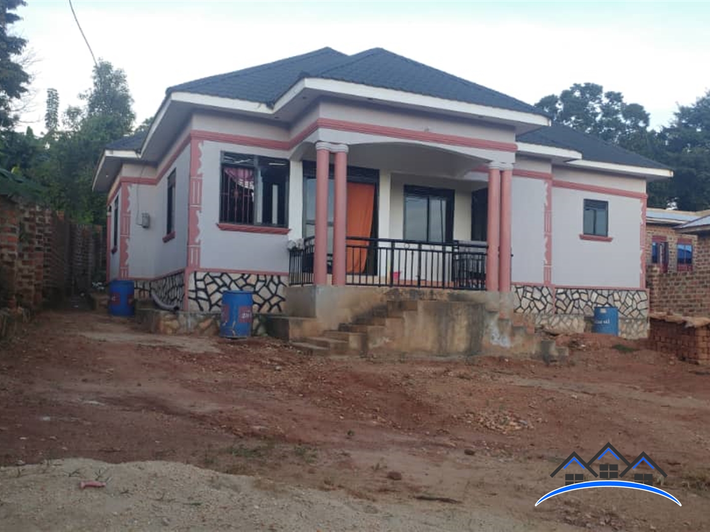 Bungalow for sale in Nansana Wakiso