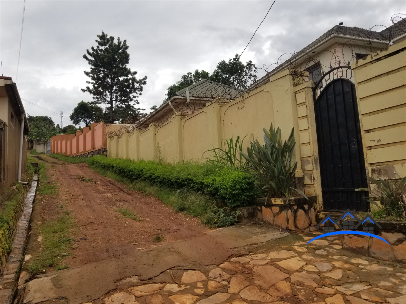 Semi Detached for rent in Kitende Wakiso