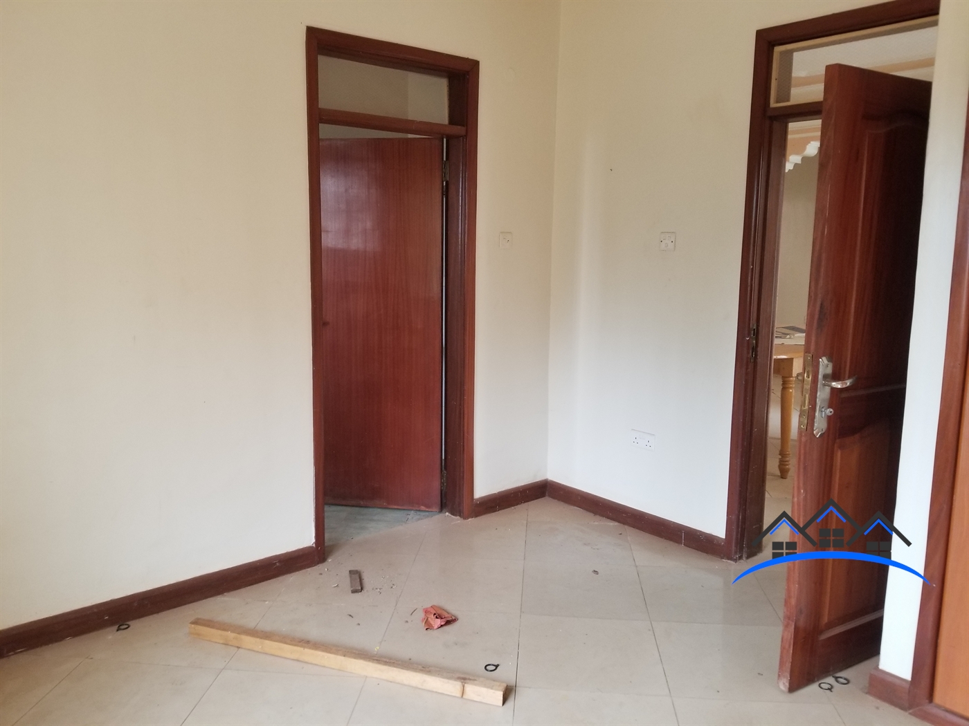 Semi Detached for rent in Kitende Wakiso