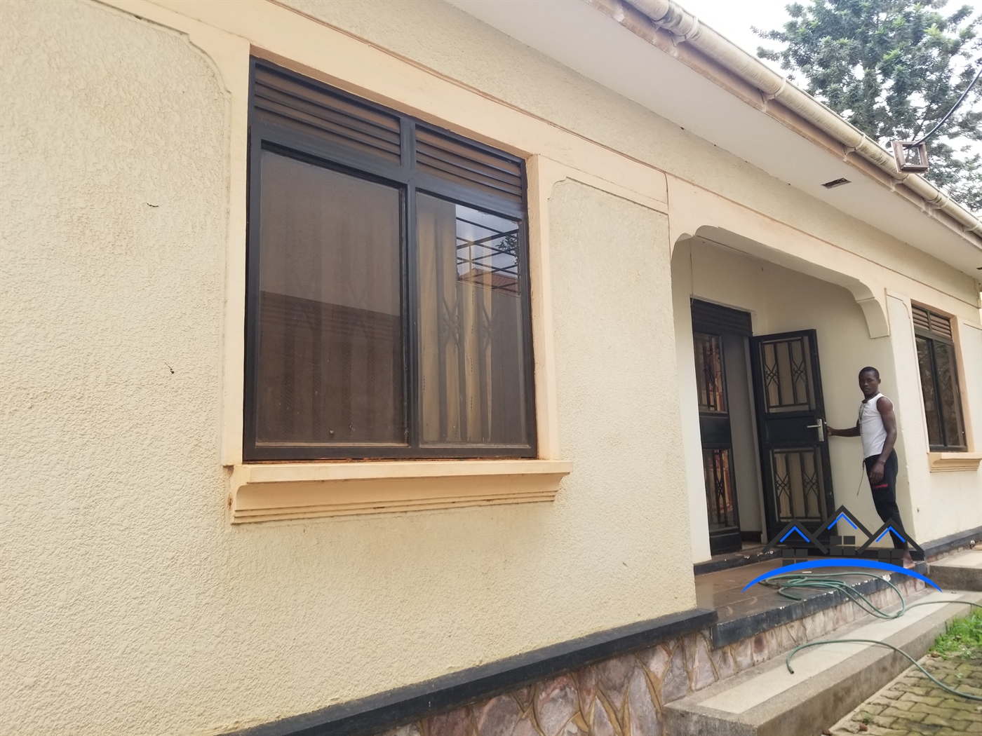 Semi Detached for rent in Kitende Wakiso