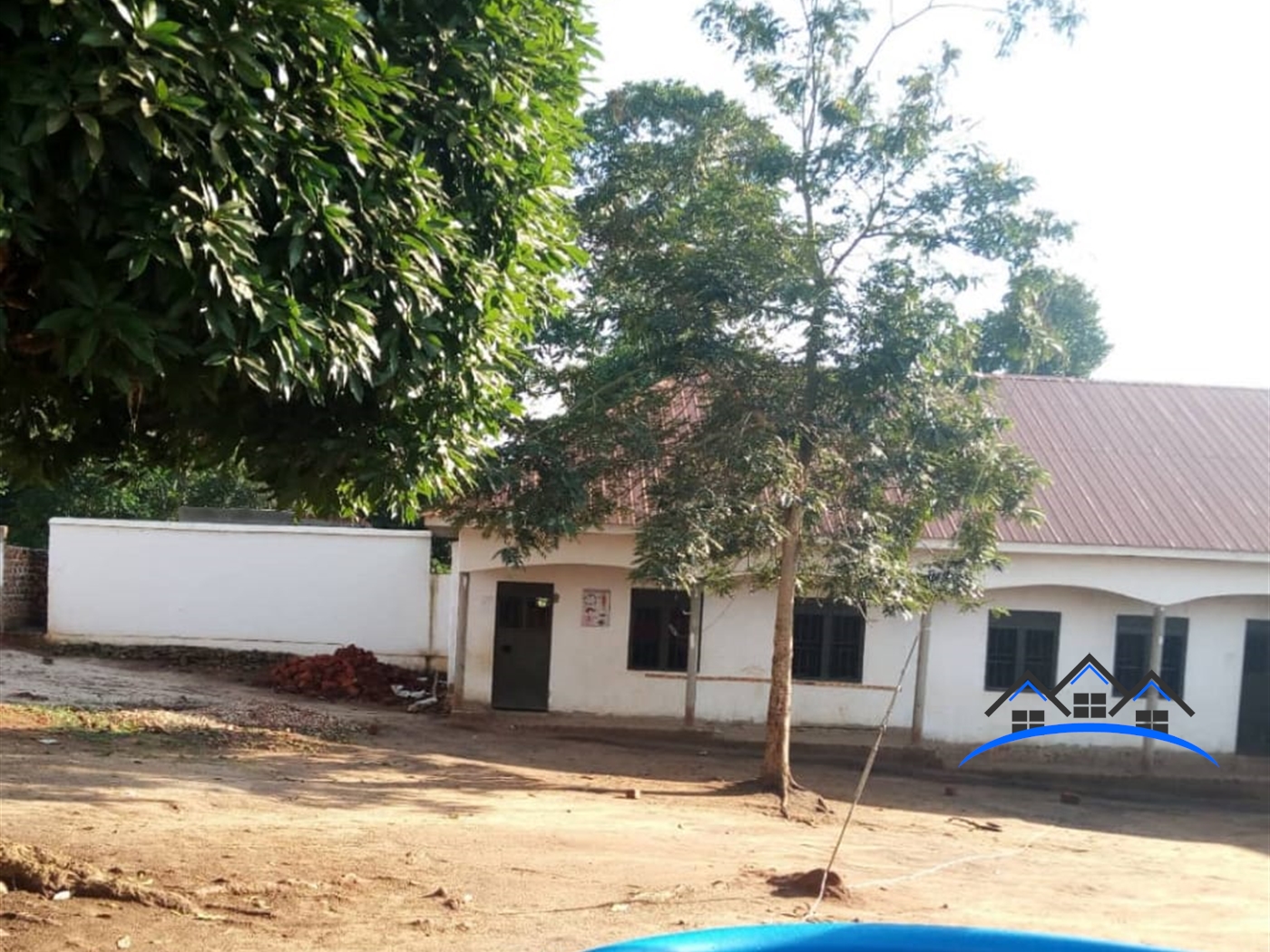 School for sale in Busunjju Mityana