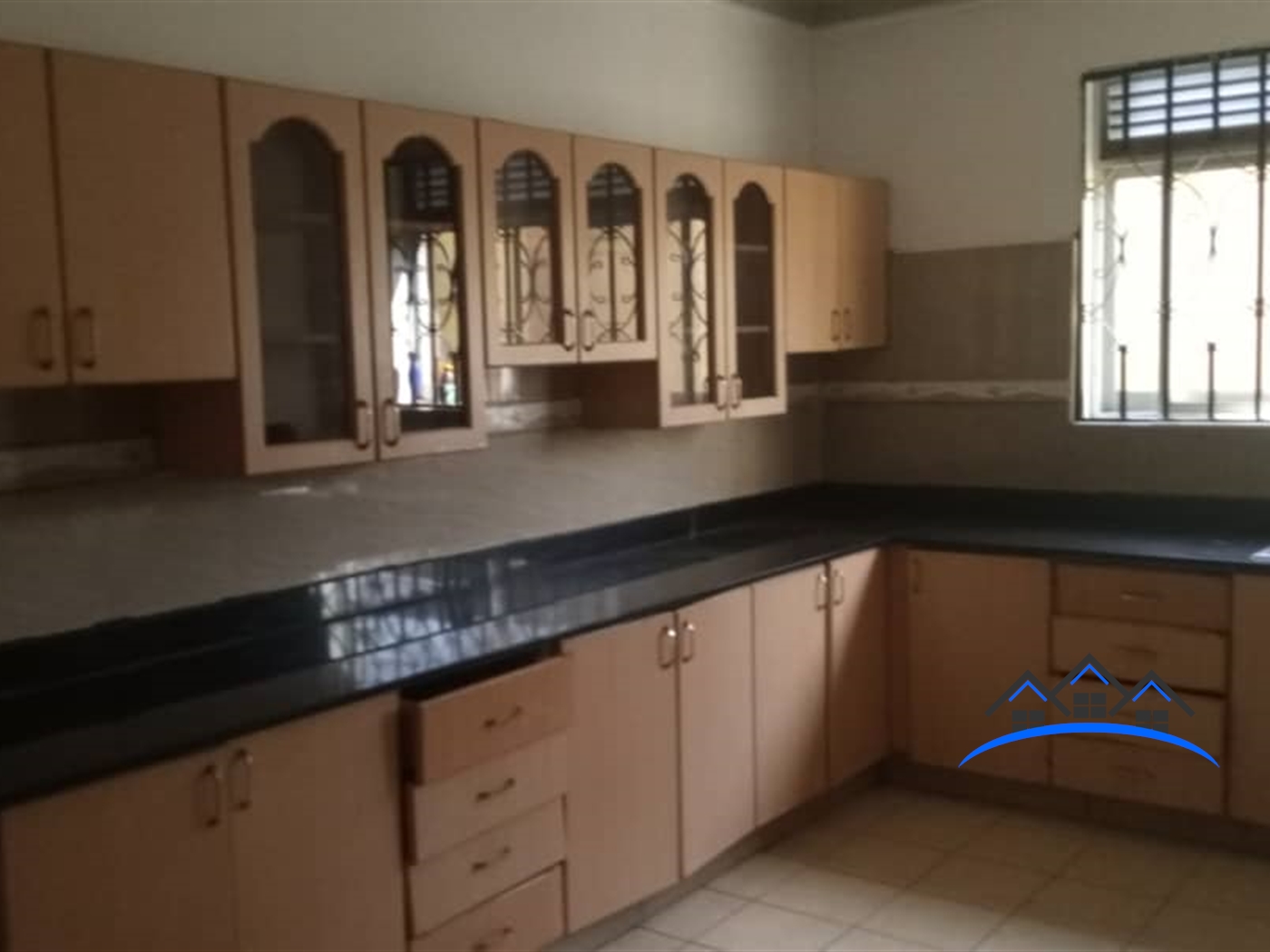 Mansion for sale in Mbalwa Wakiso