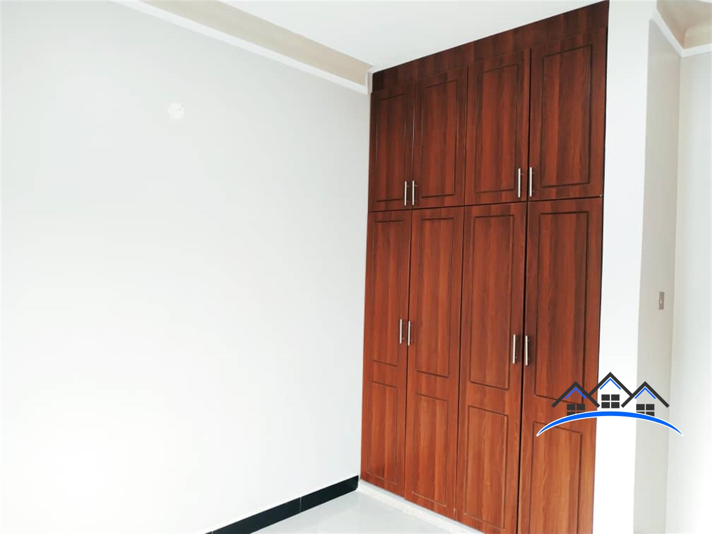 Storeyed house for sale in Kyaliwajjala Wakiso