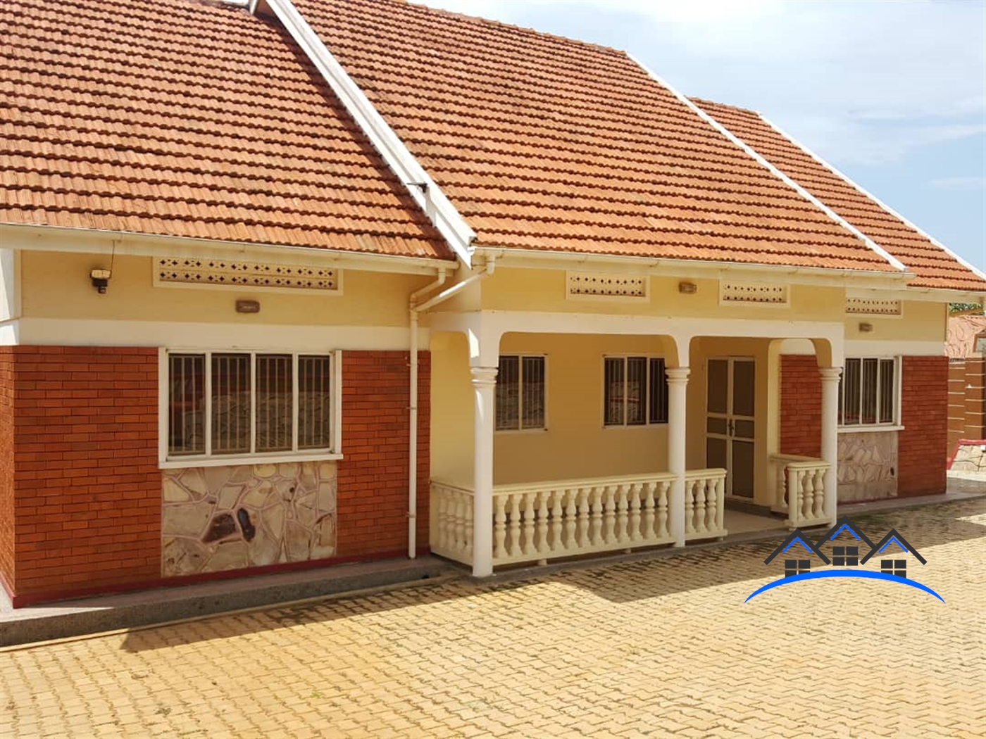 Bungalow for sale in Kitende Wakiso