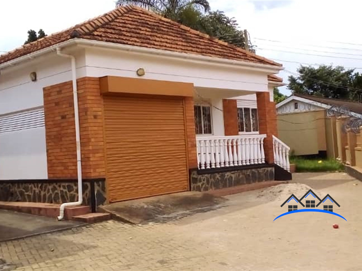 Bungalow for rent in Kansanga Kampala