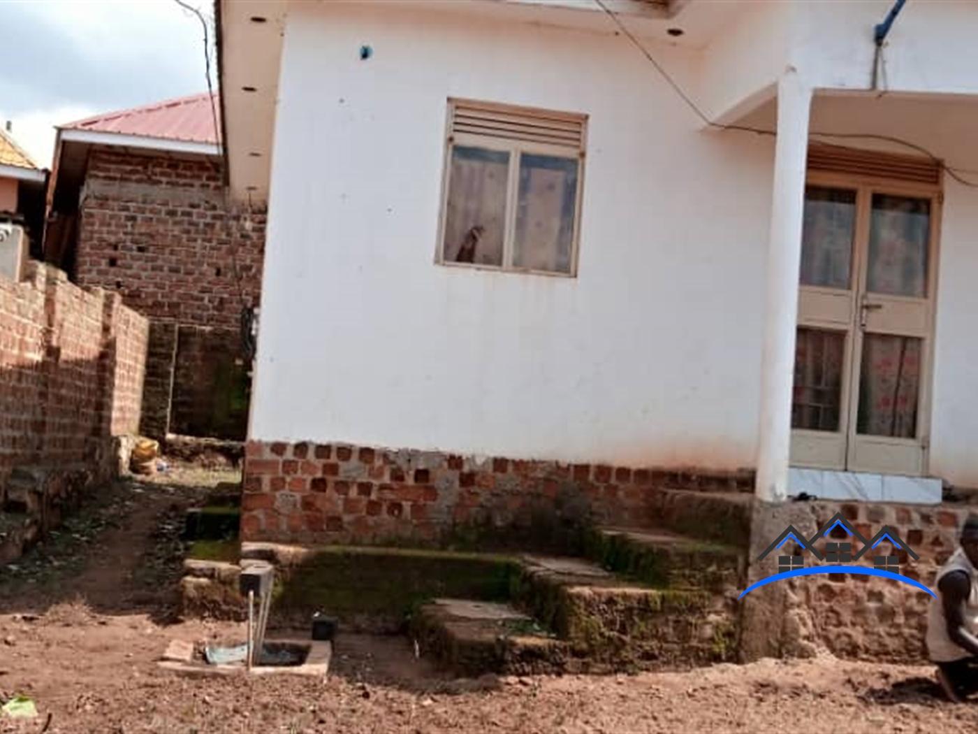 Bungalow for sale in Kiruddu Kampala