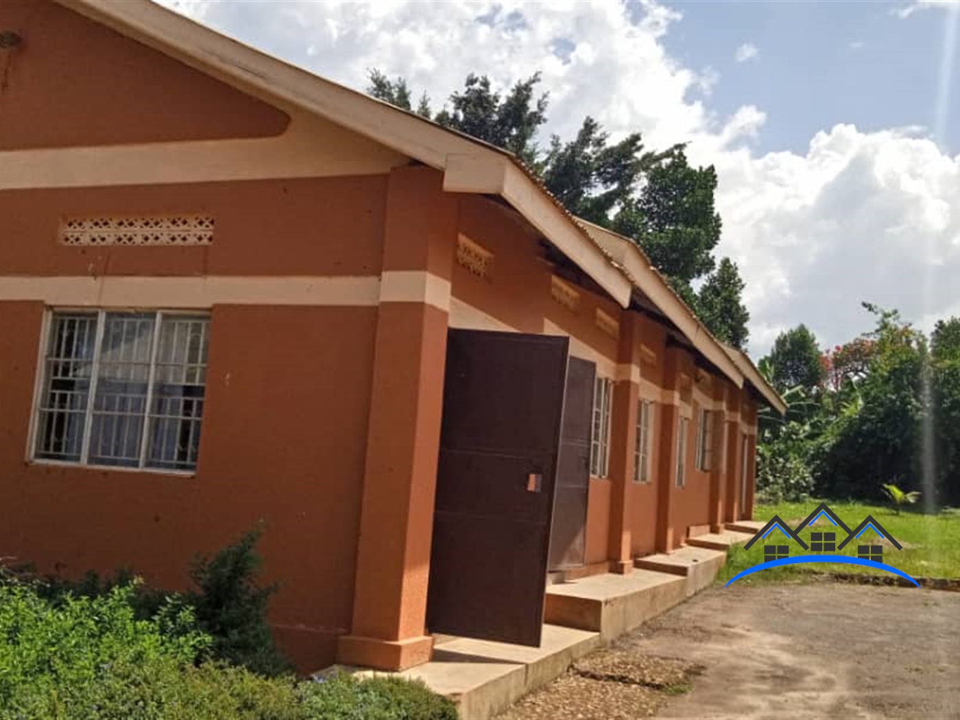 School for sale in Bweyogerere Wakiso