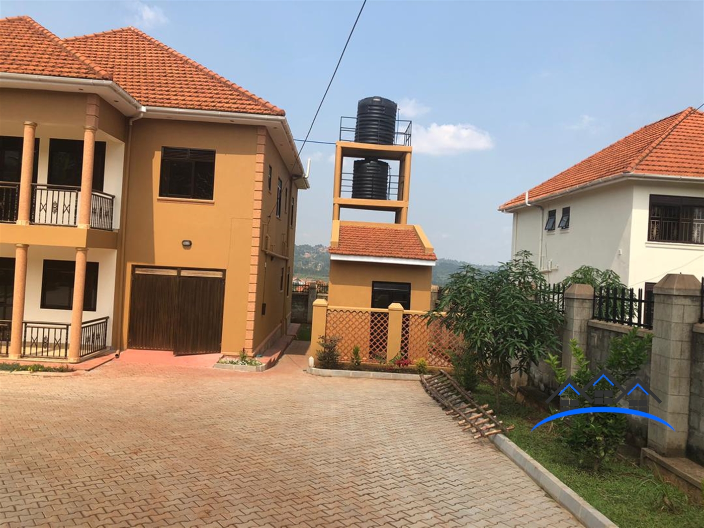 Storeyed house for sale in Akright Wakiso