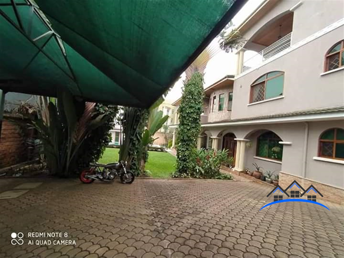 Mansion for sale in Kololo Kampala