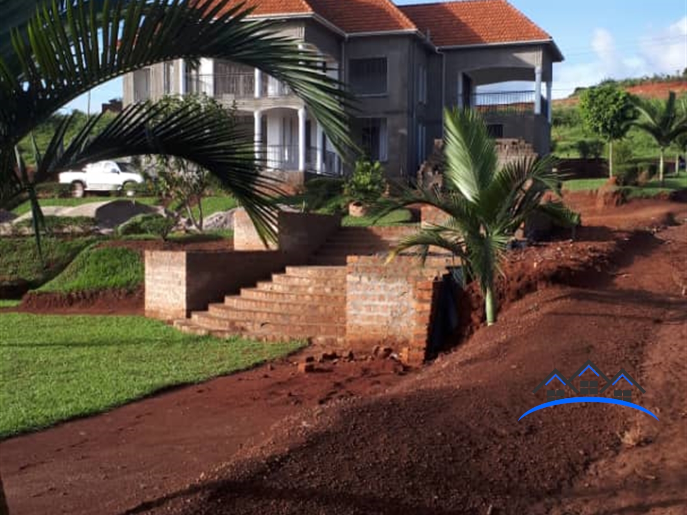 Mansion for sale in Kireka Wakiso