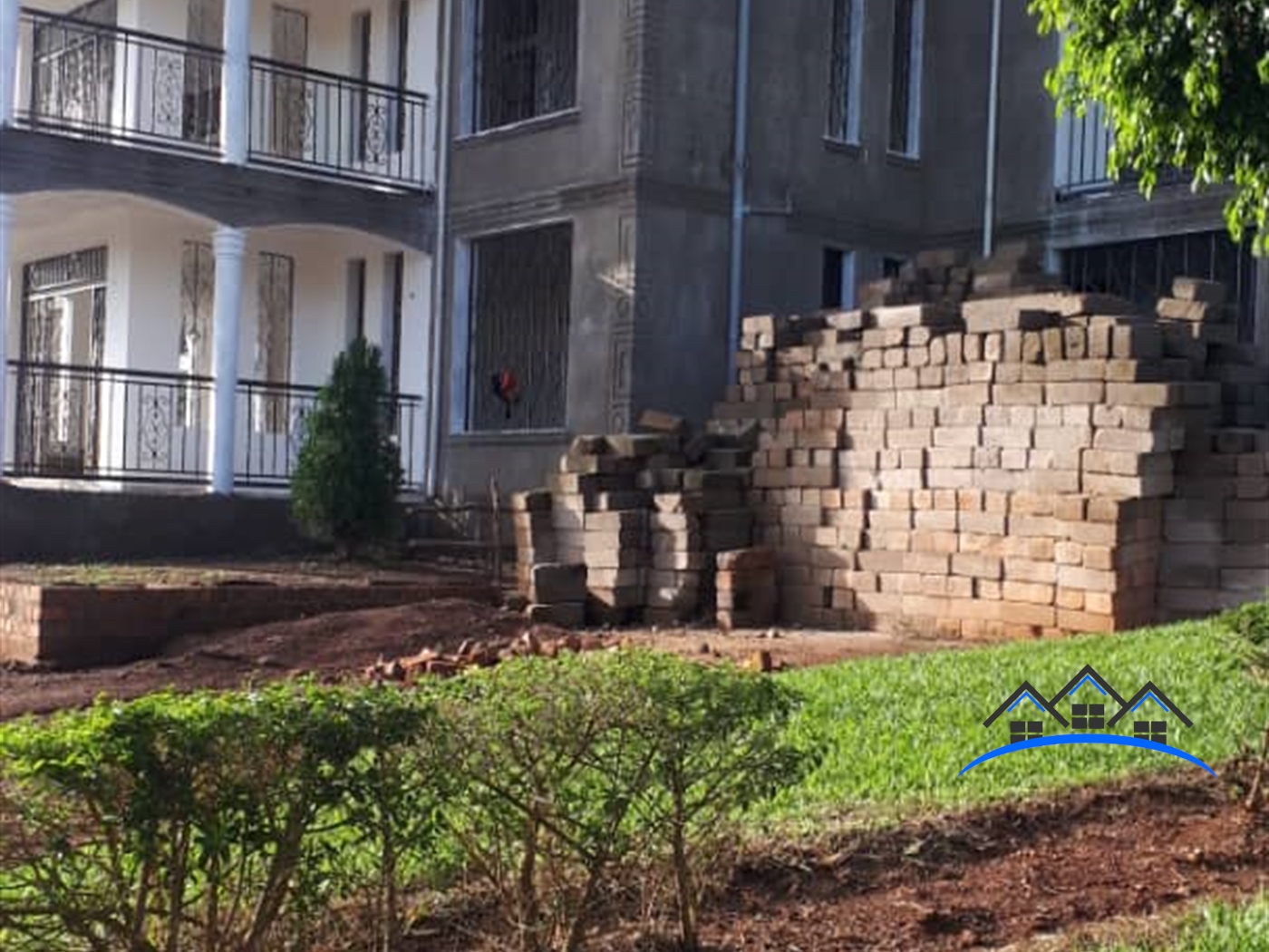 Mansion for sale in Kireka Wakiso