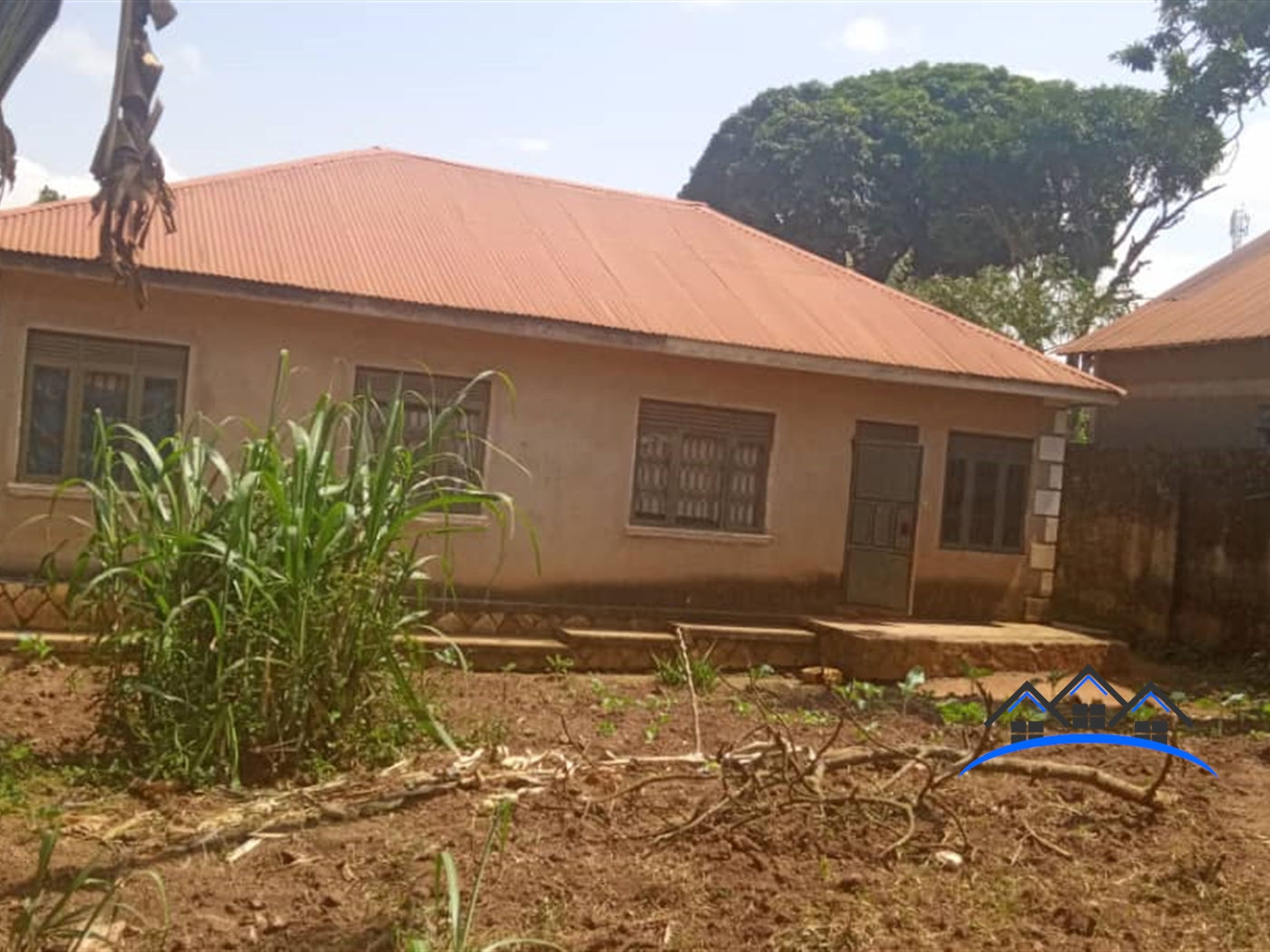 Bungalow for sale in Kirinya Wakiso