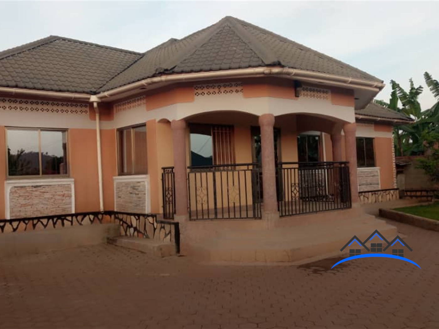 Bungalow for sale in Kitende Wakiso