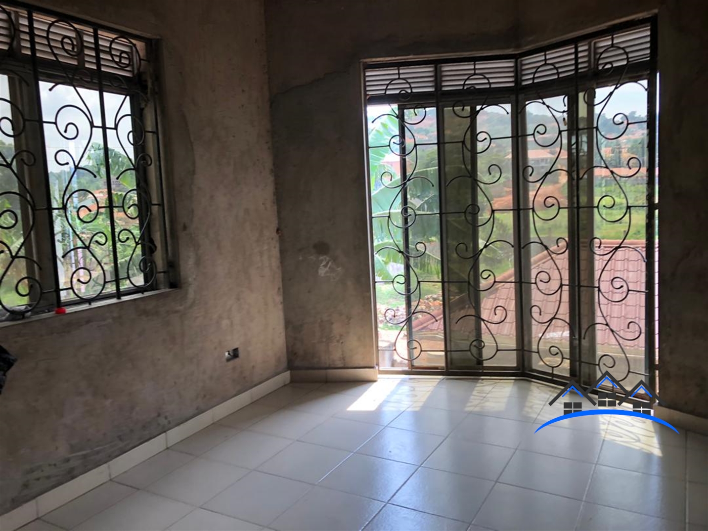 Storeyed house for sale in Seguku Wakiso