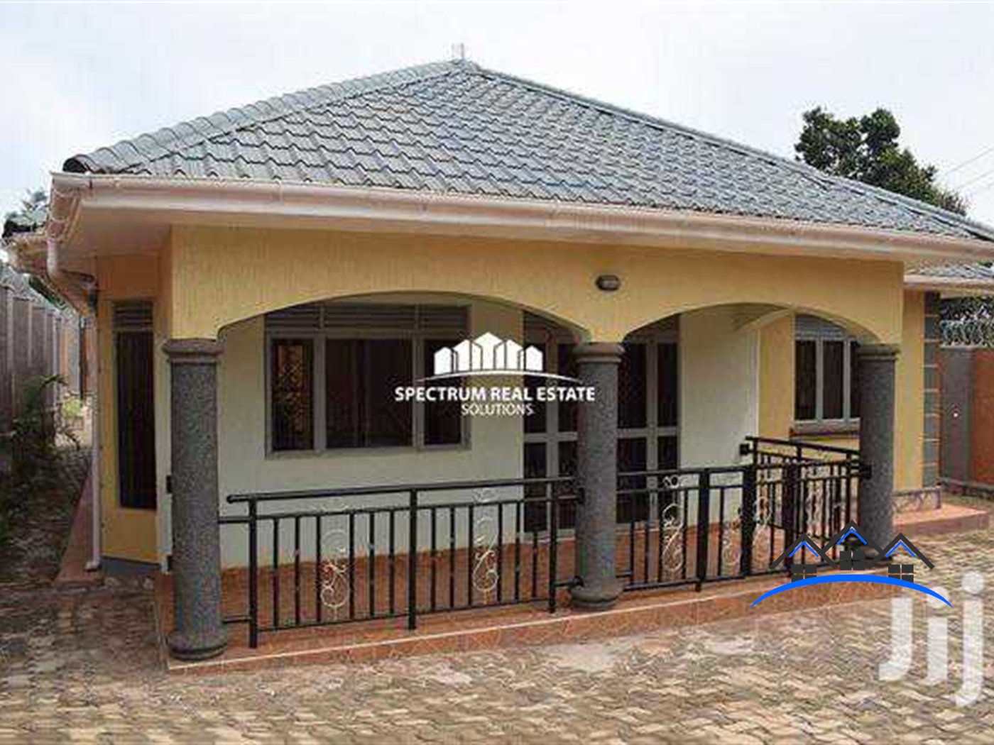 Bungalow for sale in Munyonyo Kampala