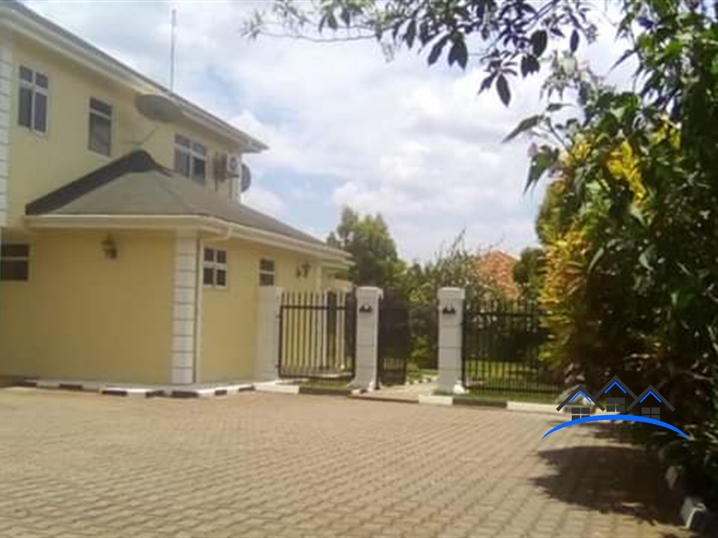 Storeyed house for rent in Naguru Kampala