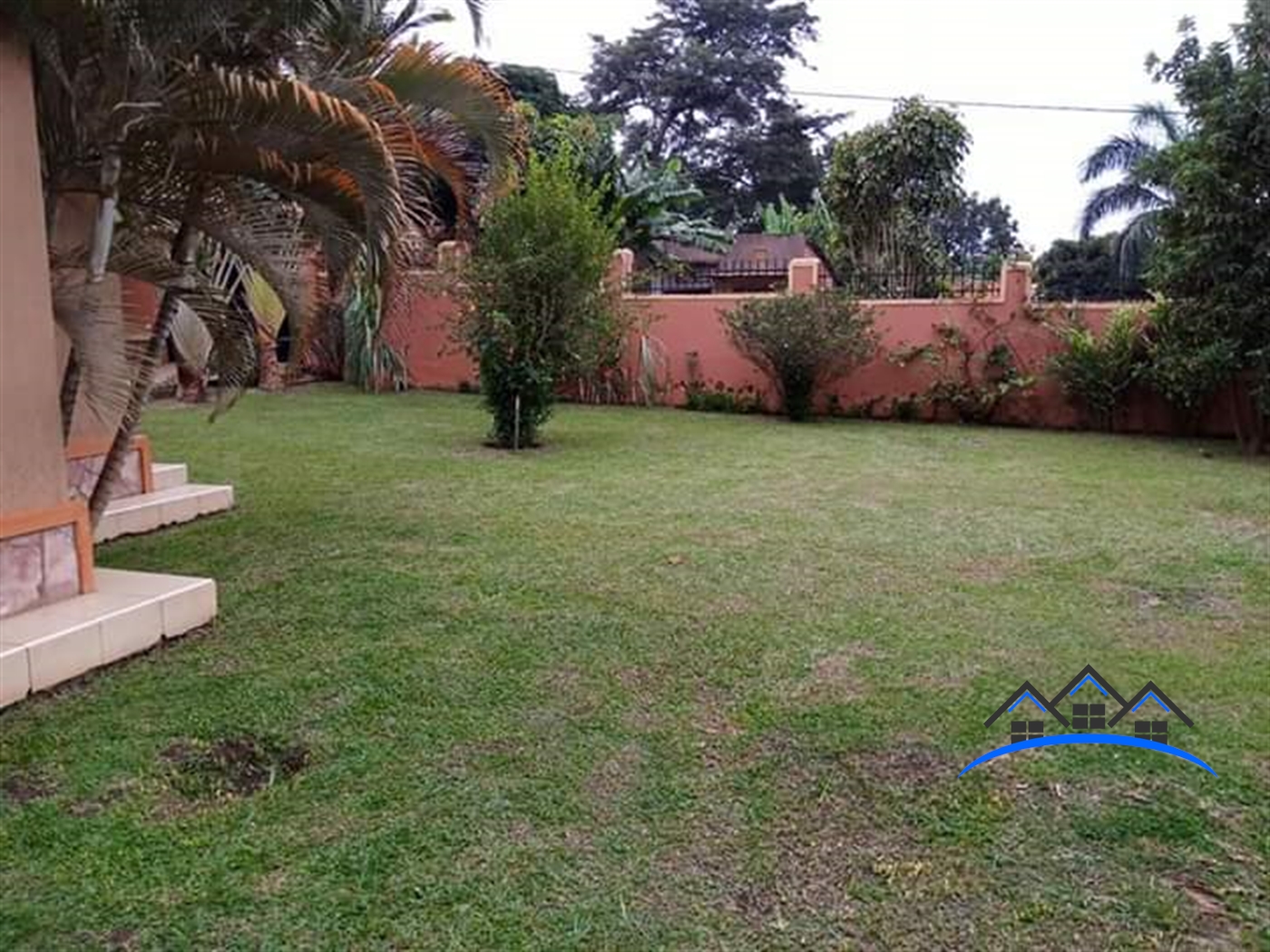 Bungalow for sale in Kyaliwajjala Wakiso