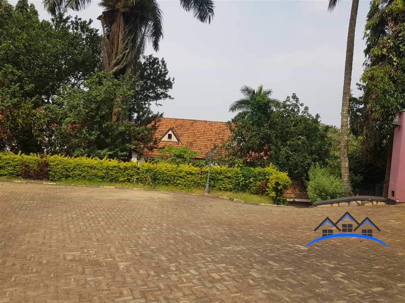 Mansion for sale in Muyenga Kampala