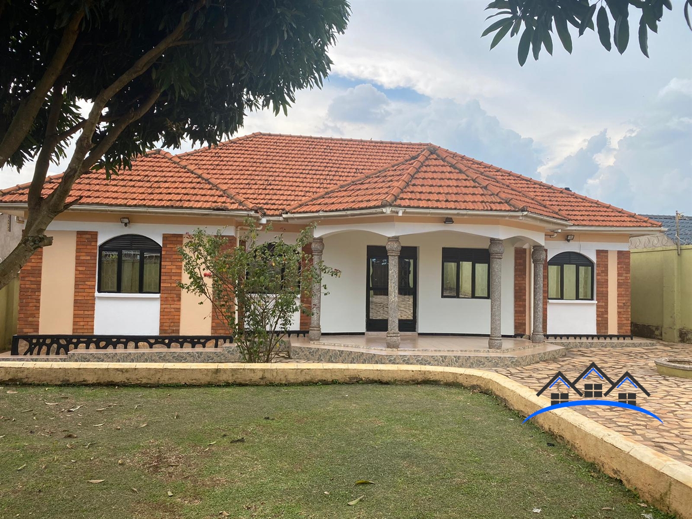 Bungalow for sale in Kanyogoga Luweero