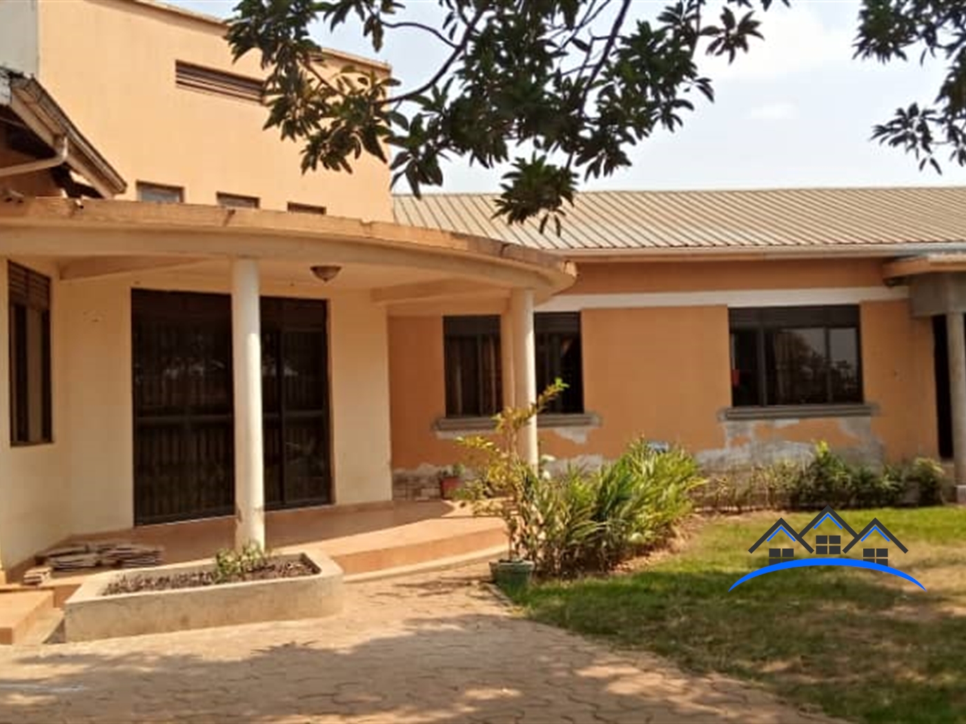 Bungalow for sale in Naalya Wakiso