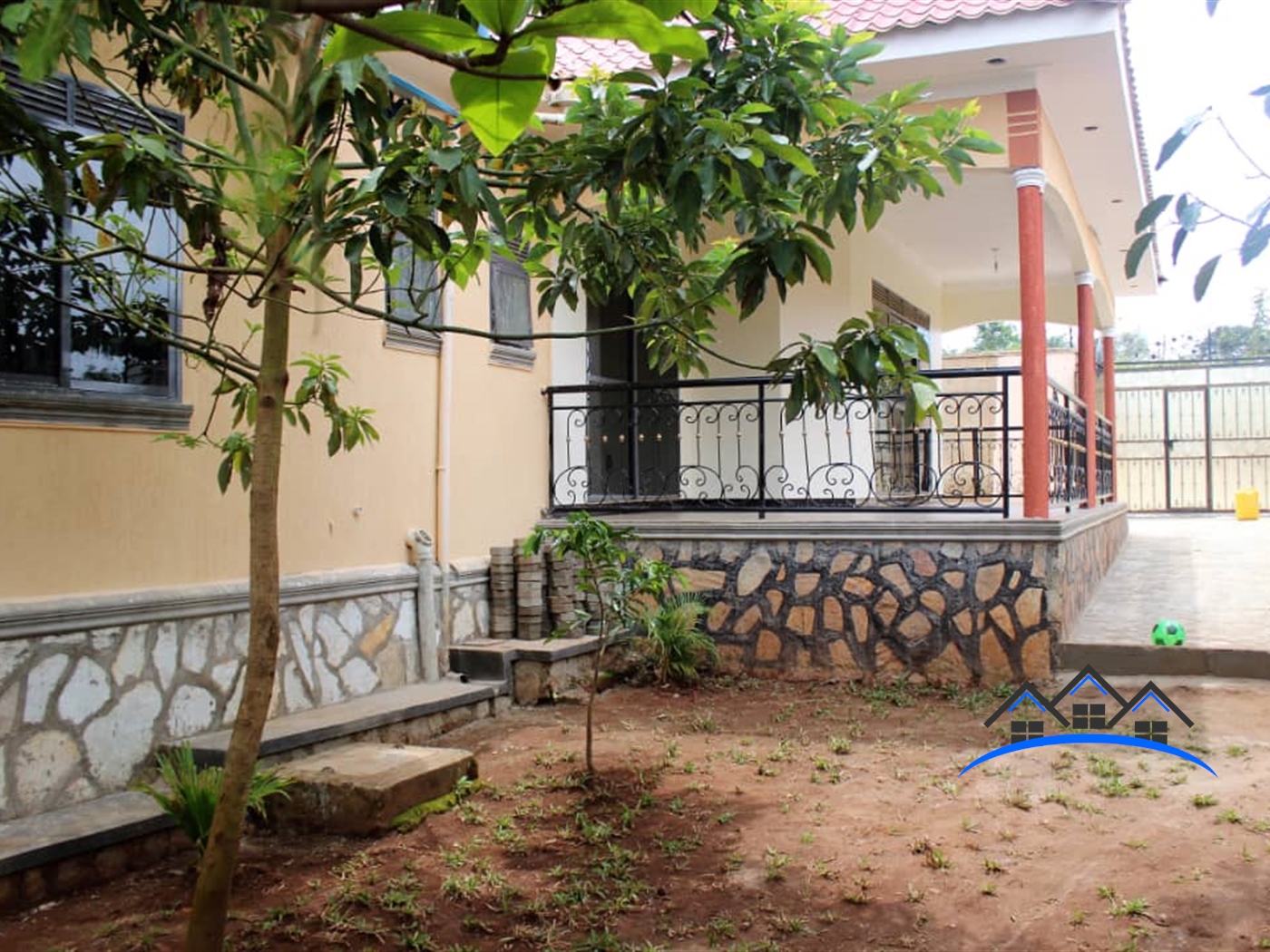 Bungalow for sale in Kira Wakiso