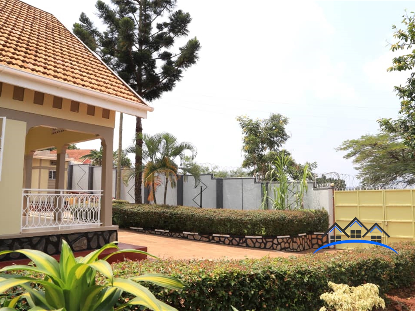 Mansion for sale in Makindye Kampala