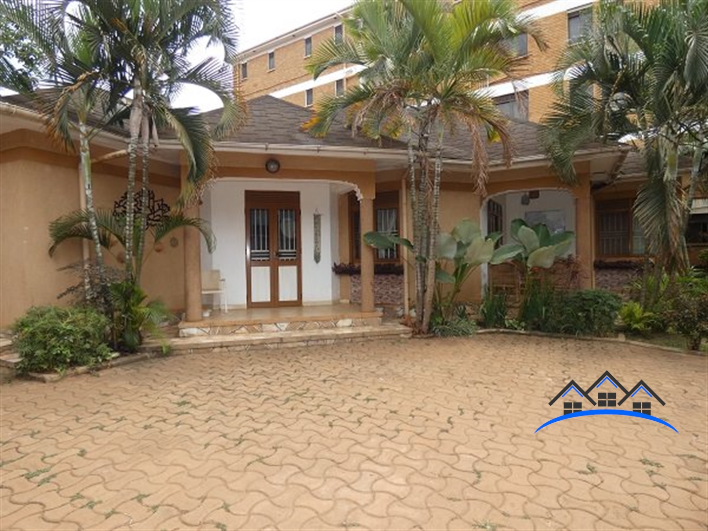 Bungalow for sale in Bukoto Kampala