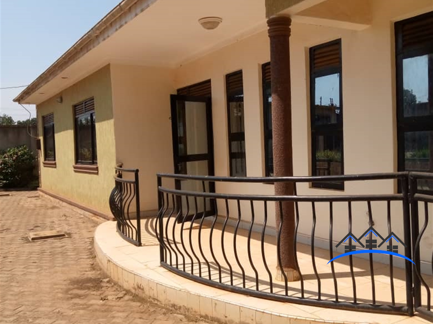 Bungalow for sale in Town Kayunga