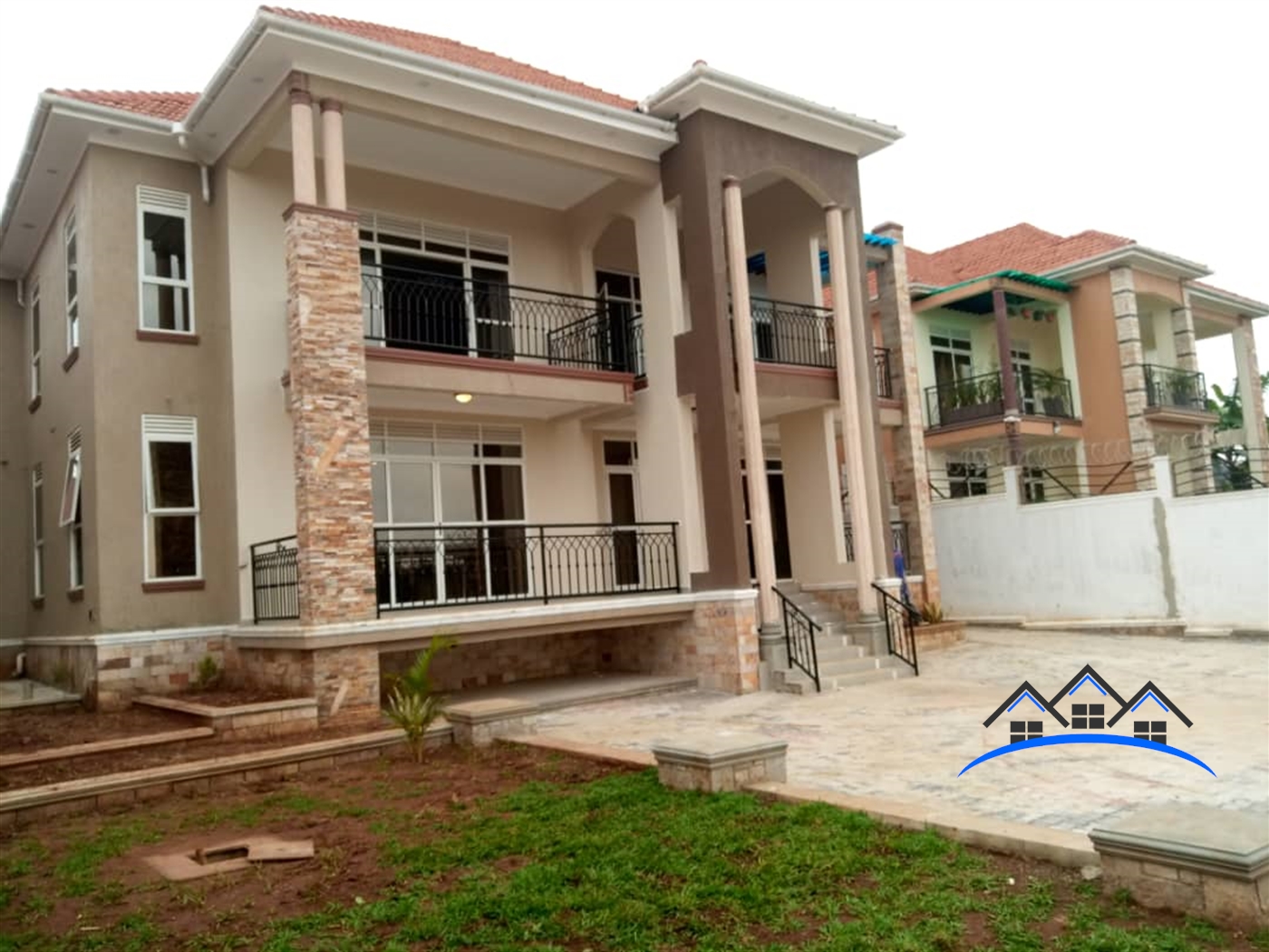 Storeyed house for sale in Kyanja Wakiso