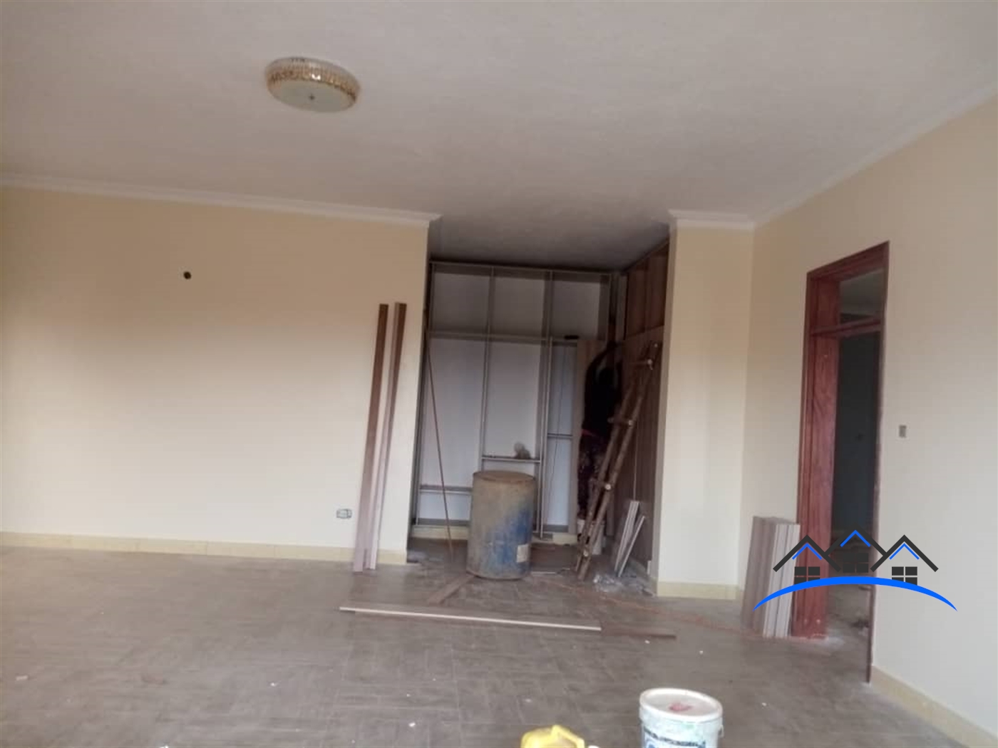 Storeyed house for sale in Kyanja Wakiso