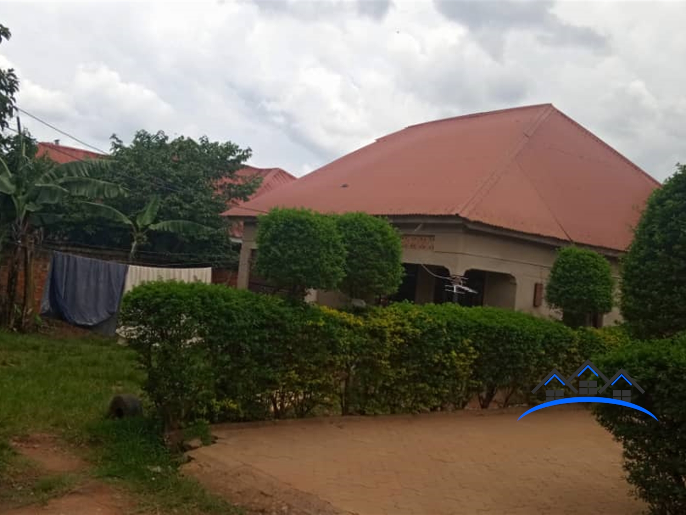 Bungalow for sale in Kirinya Wakiso