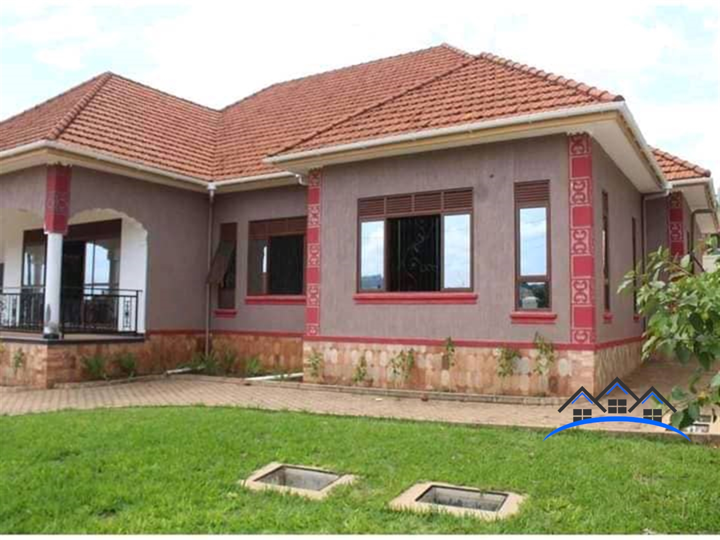 Bungalow for sale in Mutungo Kampala