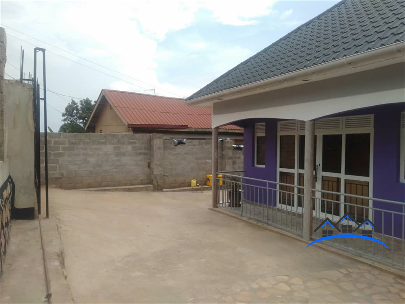 Bungalow for sale in Kitende Wakiso