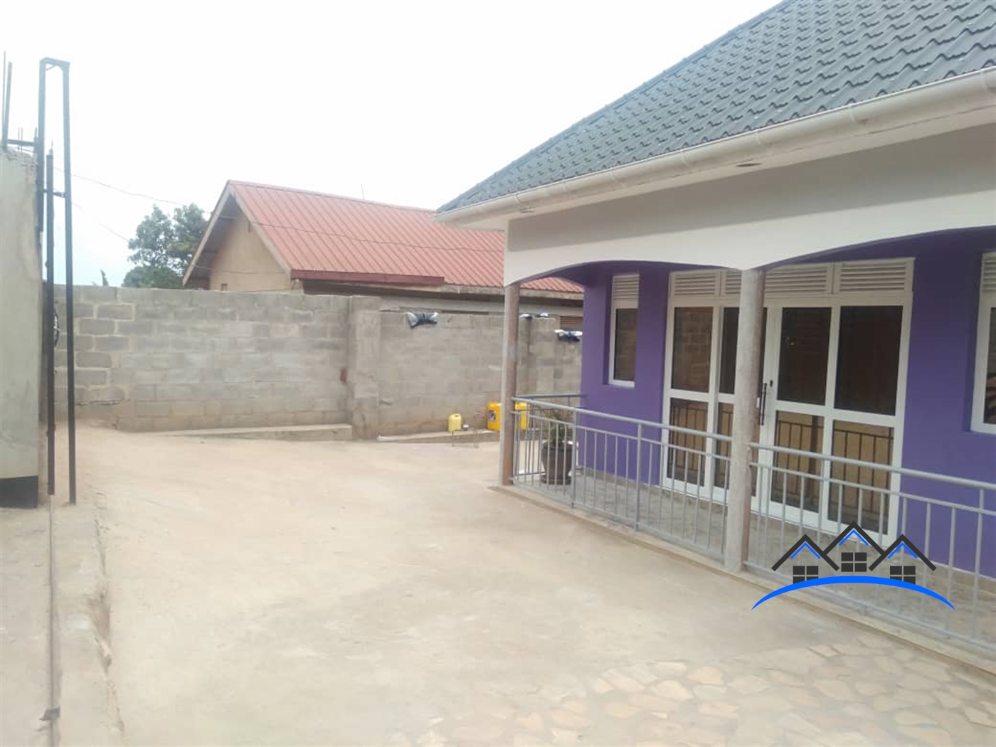 Bungalow for sale in Kitende Wakiso