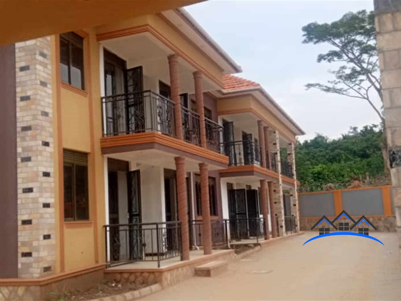 Apartment for sale in Kiwaatule Kampala