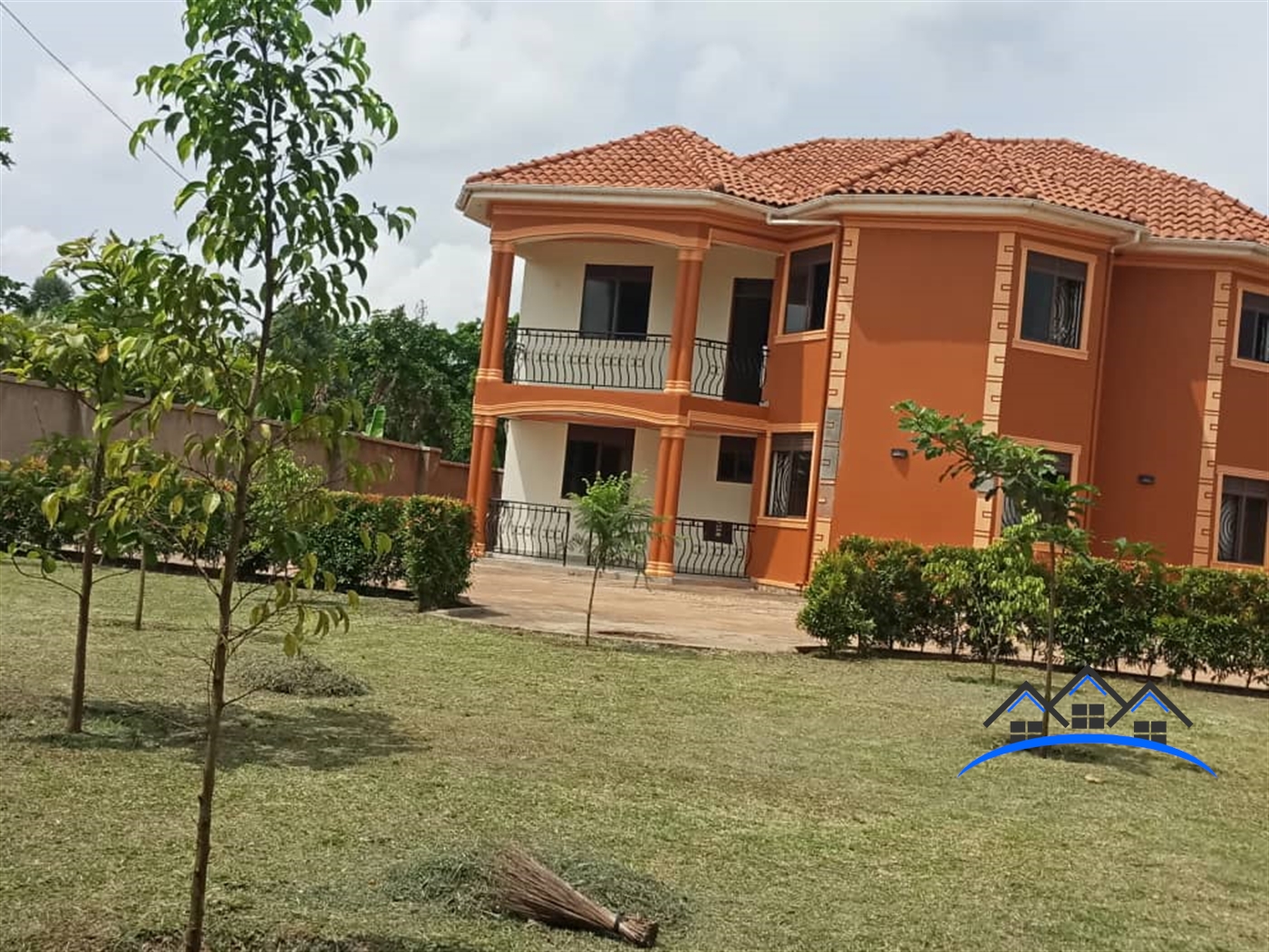 Storeyed house for sale in Gayaza Wakiso